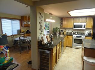 1753 NE 53rd Ct, Hillsboro, OR 97124