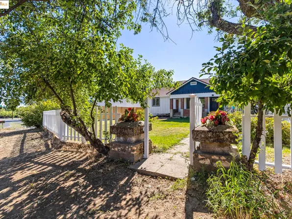 18854 Carter St, Tuolumne, CA 95379