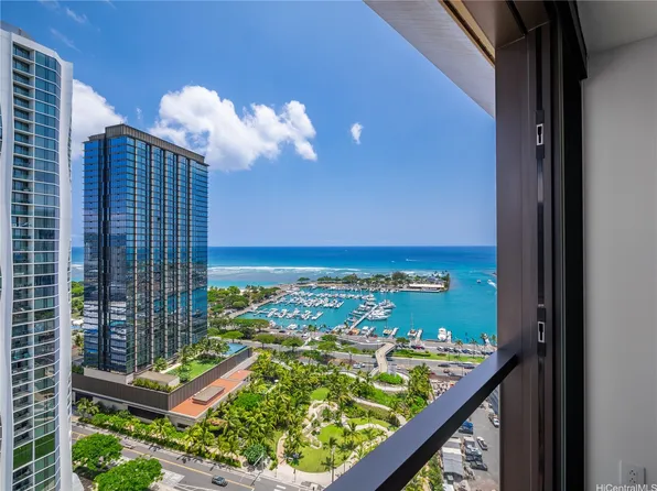 333 Ward Ave #2506, Honolulu, HI 96814