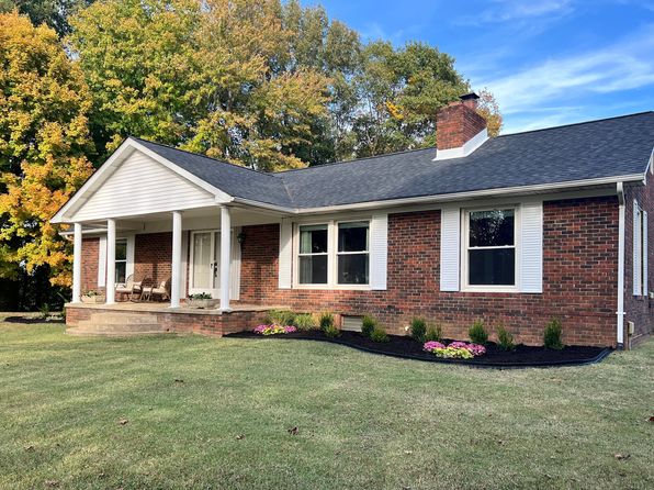1585 Greenbriar Rd