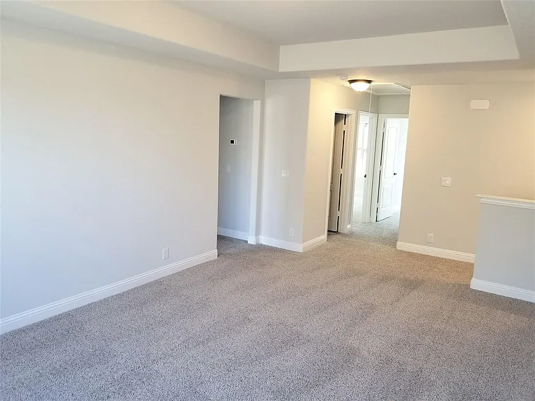 2113 Burke Dr — Photo 9