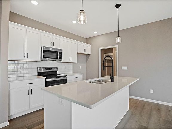 4th image of 12604 S Parkwood Dr