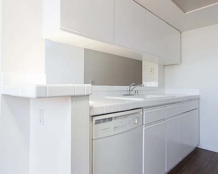 921-933 Seacoast Drive — Photo 53