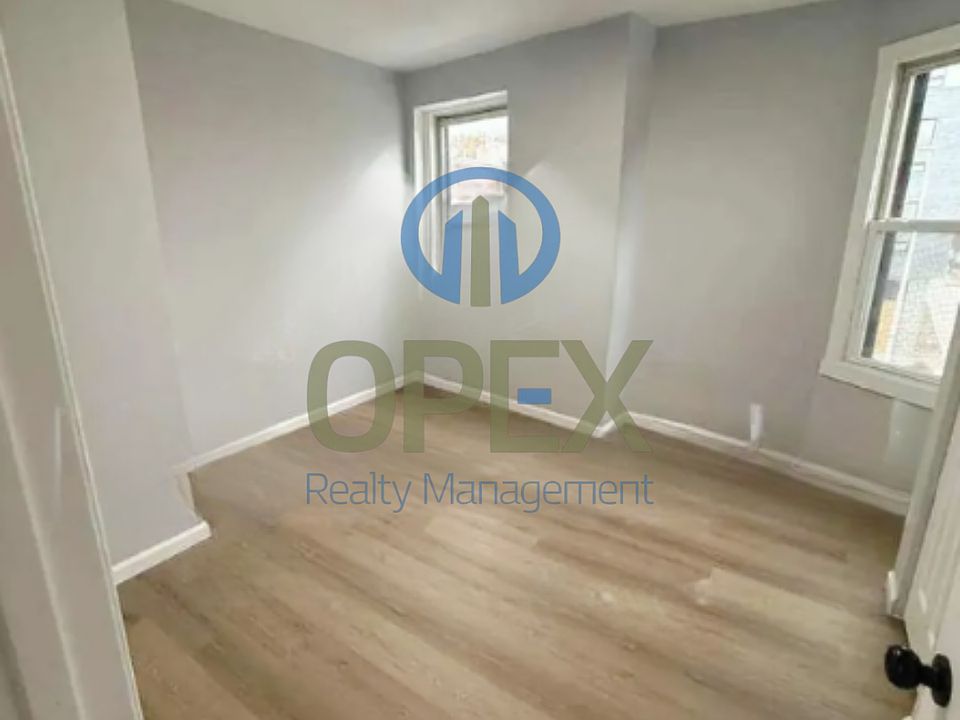 1st image of 504 S Orange Ave #5