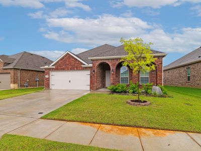 2930 Trusting Way, Aubrey, TX, 76227