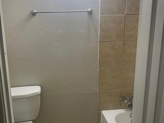 5th image of 370 Brown Dr APT 158