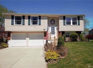 184 Woburn Farm Cir, Union, OH