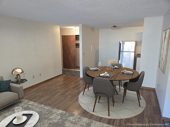 2nd image of 2616 Harriet Ave APT 105