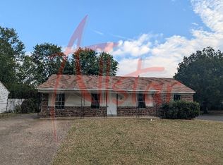 6565 Hermitage Rd, Horn Lake, MS 38637
