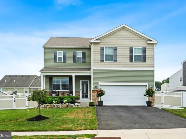 3 Fullrigger Ave, Barnegat, NJ 08005