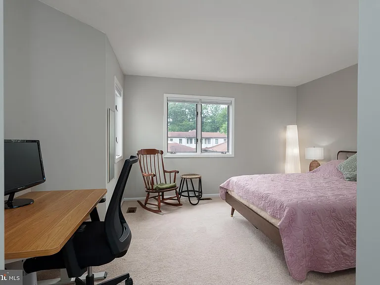 9 Woodmont Dr — Photo 19