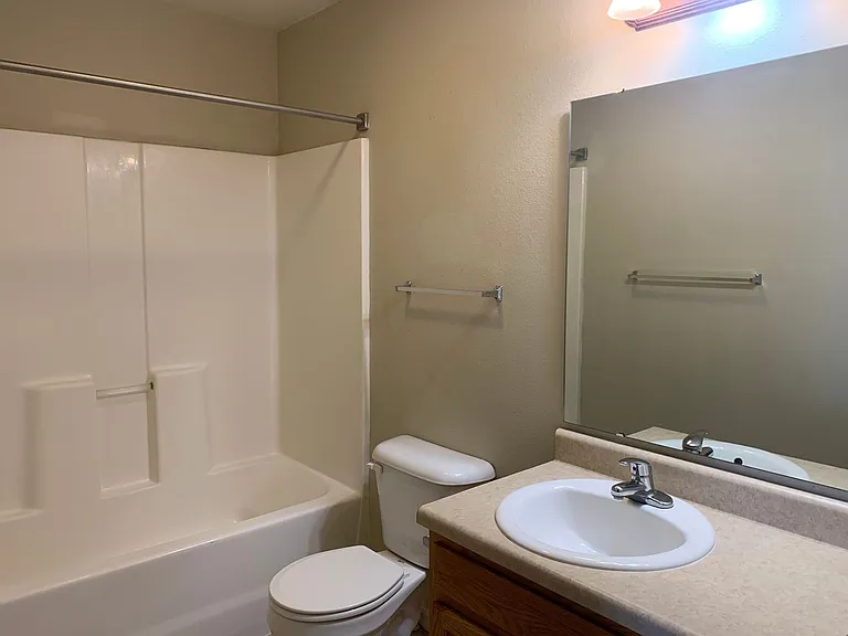 22690 Hanley Ln — Photo 12