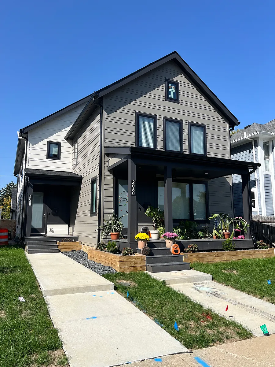 Building Photo - 2060 Ruckle St