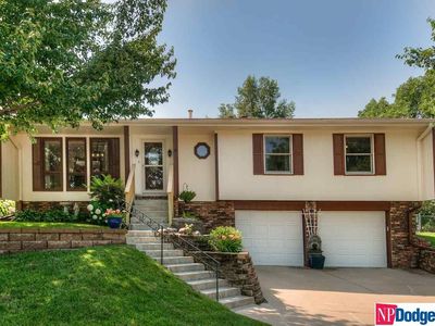 10735 Borman Cir, Omaha, NE, 68127