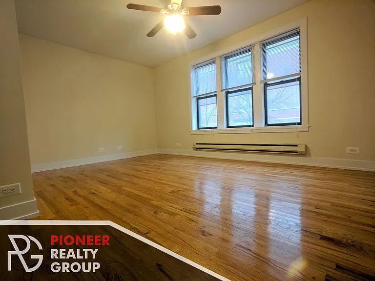 619 W Melrose St #D2 — Photo 1