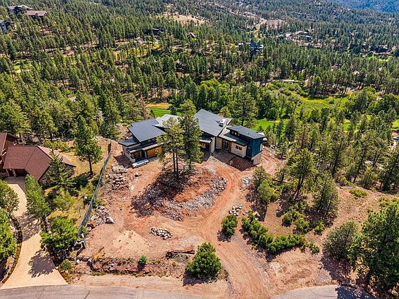 2nd image of 539 Glacier Cliff Drive