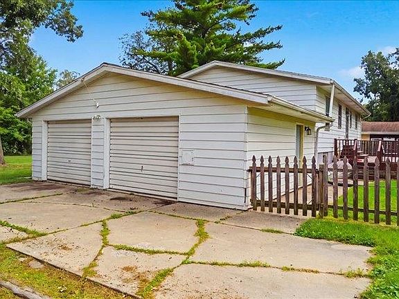 3rd image of 1021 Myrtle Ave