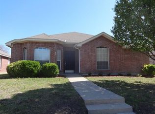 2732 Spring Rain Dr, Mesquite, TX 75181