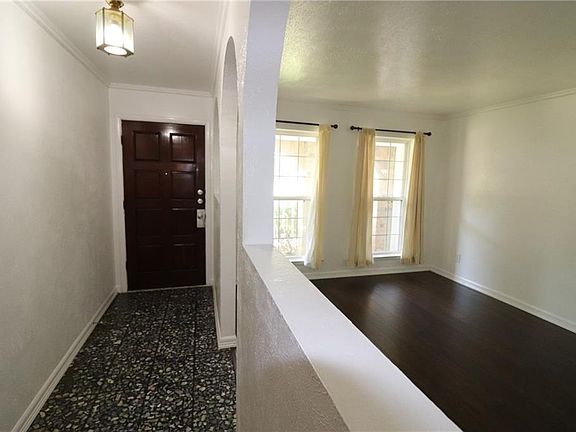 4th image of 3436 Willowcrest Dr