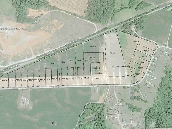 2nd image of 801 Webb Rd