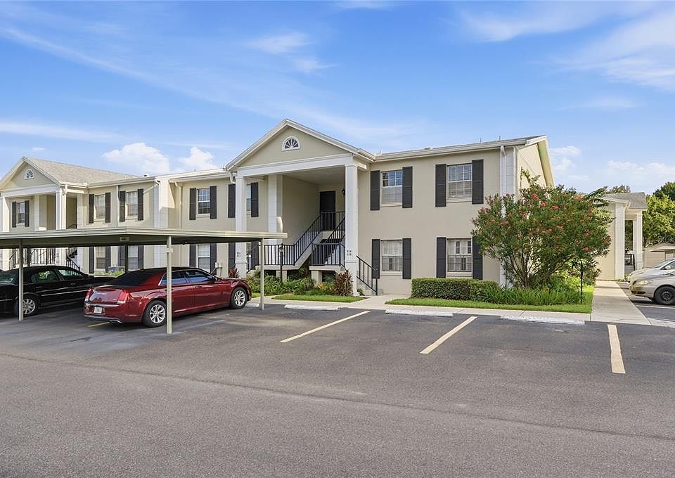 1st image of 689 LAKE HOWARD DRIVE NW #213