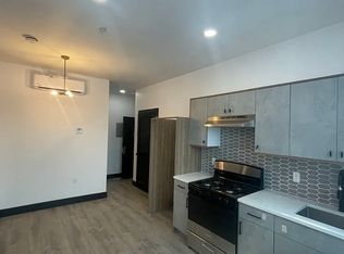 11 Thomas St #2D, Newark, NJ 07114