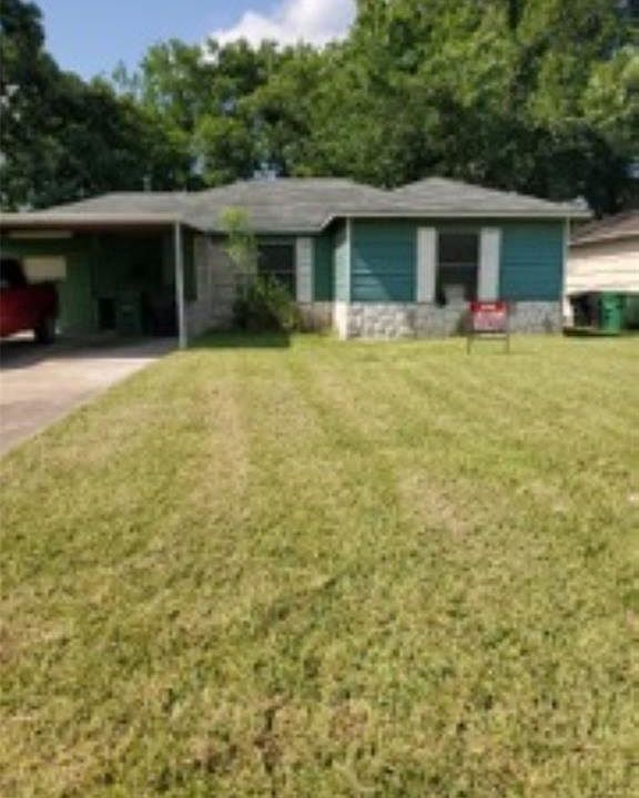 1st image of 5411 Heron Dr