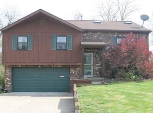 2640 Chambers St, Lower Burrell, PA 15068