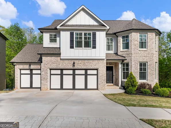 4340 Sierra Creek Dr, Hoschton, GA 30548