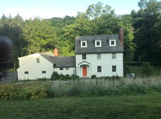 126 Indian Cave Rd, Ridgefield, CT 06877