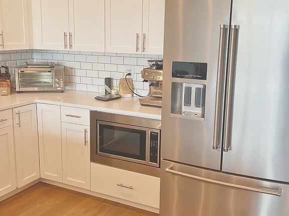 3rd image of 333 W Depot Ave #613