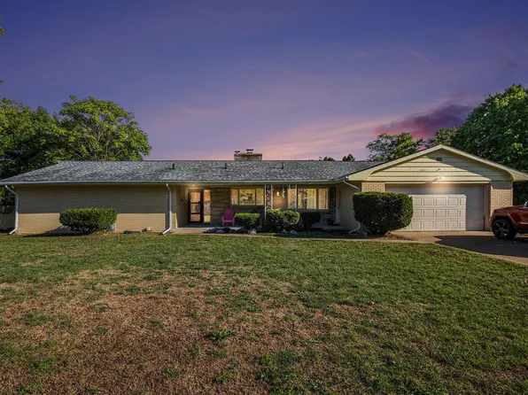 513 N Ottawa Rd, Benton Harbor, MI 49022