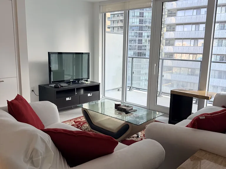 634 Church St #2301 — Photo 3