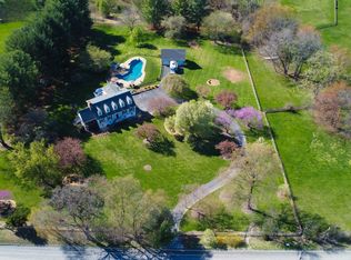 19411 Shelburne Glebe Rd, Leesburg, VA 20175