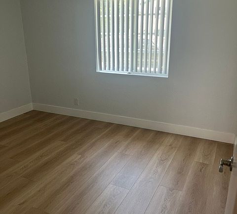 3rd image of 11201 Euclid St APT 7
