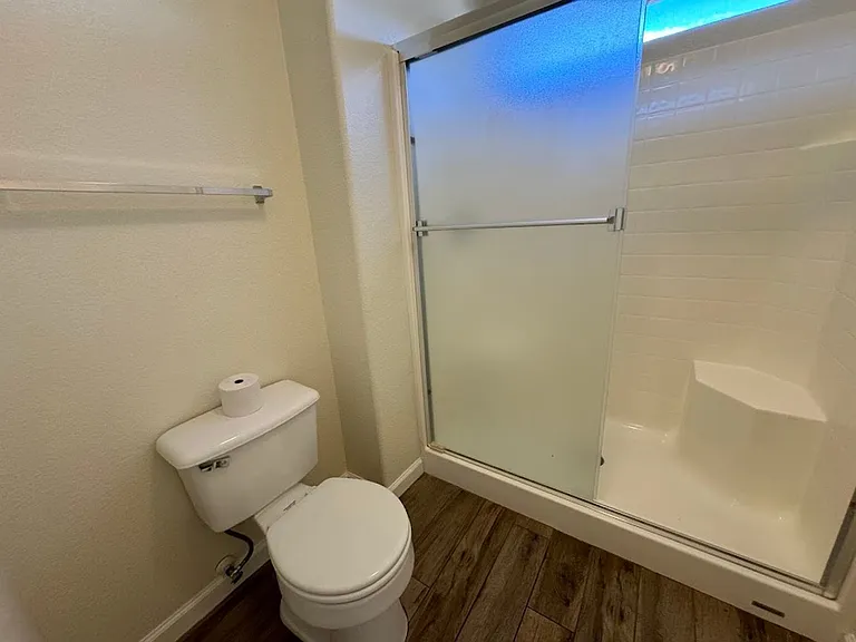 17701 N Woodrose Ave — Photo 9
