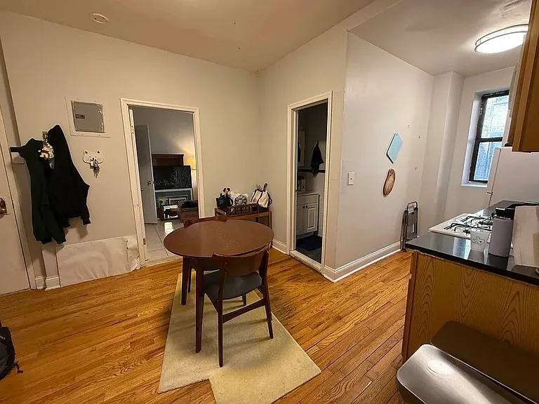 550 Ocean Ave #1B — Photo 7