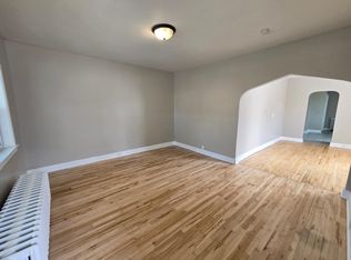 325-327 Buchanan St NE #1, Minneapolis, MN 55413