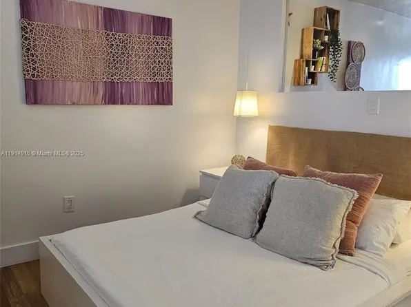 751 Collins Ave #2, Miami Beach, FL 33139