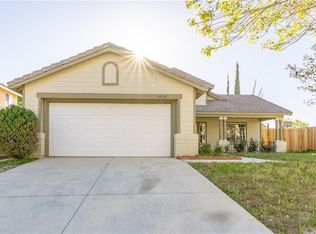 37112 Zinnia St, Palmdale, CA 93550