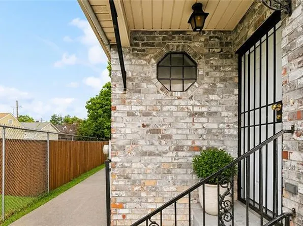 2121 Humanity St, New Orleans, LA 70122