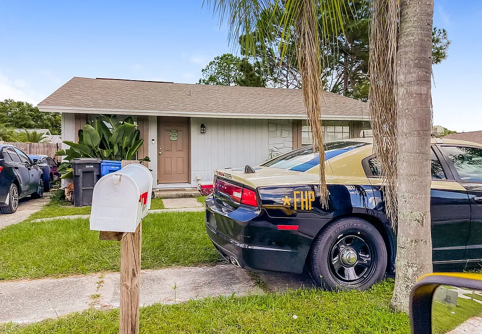 8301 Carmel Pl