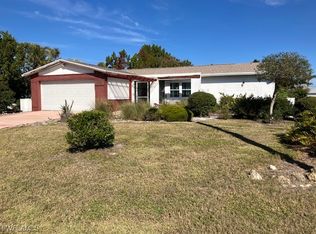 1215 SE 29th St, Cape Coral, FL 33904