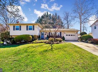 4 Cullinan Dr, Gaithersburg, MD 20878