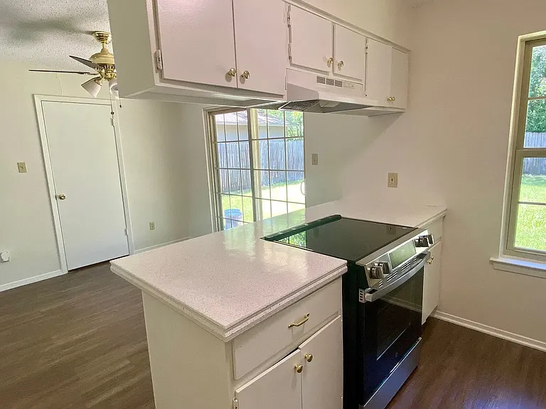 3013 Bob O Link Ln — Photo 7