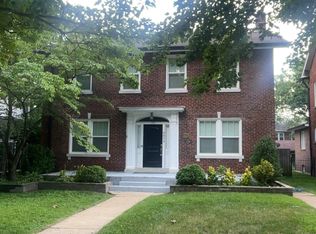 6634 Pershing Ave, Saint Louis, MO 63130