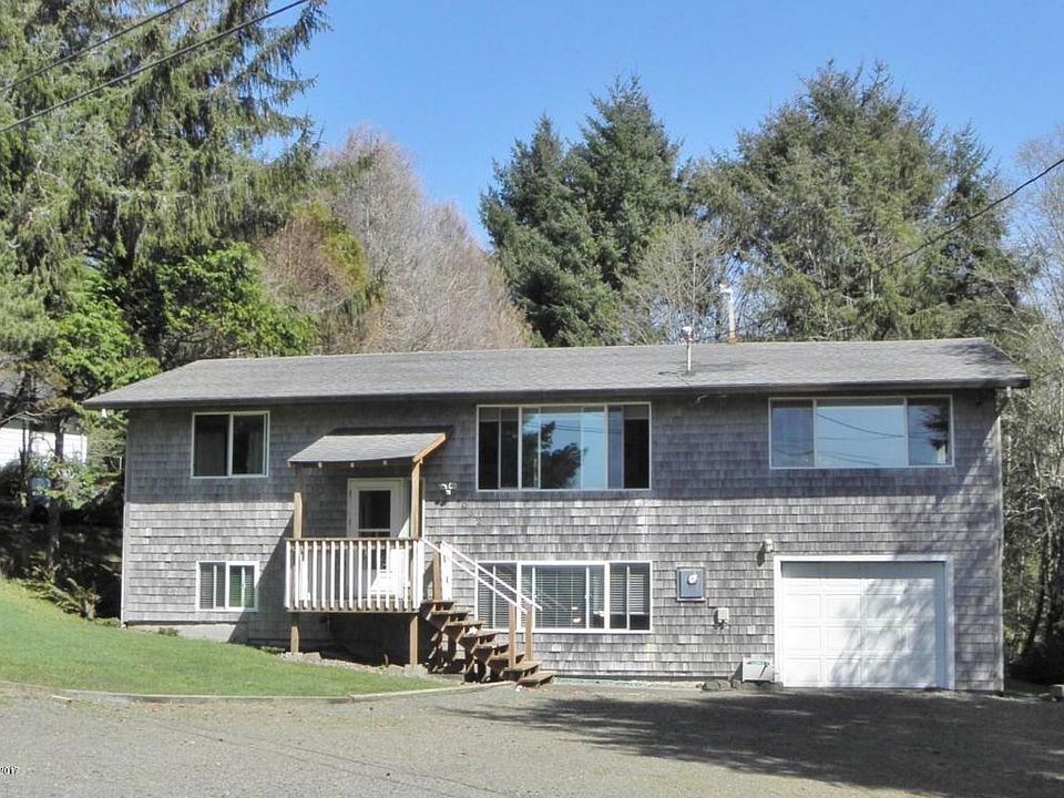 1st image of 6328 NE Port Dr