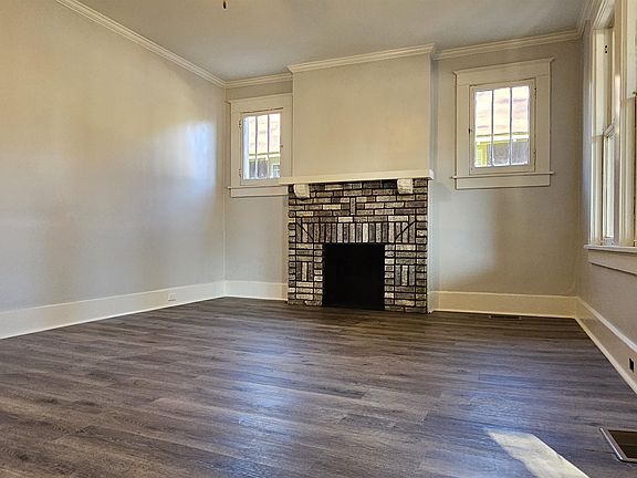 5th image of 1589 Shadowlawn Blvd
