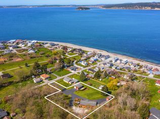 1042 Scenic Ave, Camano Island, WA 98282