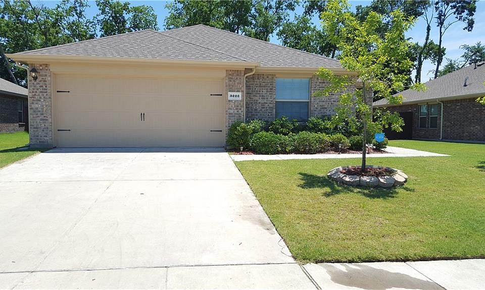 1st image of 3222 Dumas Dr